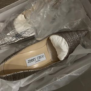 BRAND NEW never worn Jimmy Choo Agnes Gold Pumps